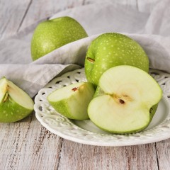 Яблоки зеленые 1кг