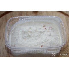 Масса творожная сладкая Вкусный день с инжиром 9% 180 г контейнер, шт