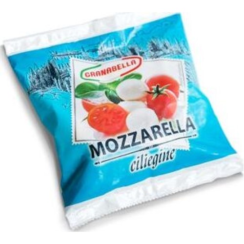 Сыр GRANABELLA Моцарелла Чильеджини 40% Пласт.пакет 100 г (с рассолом 210г)