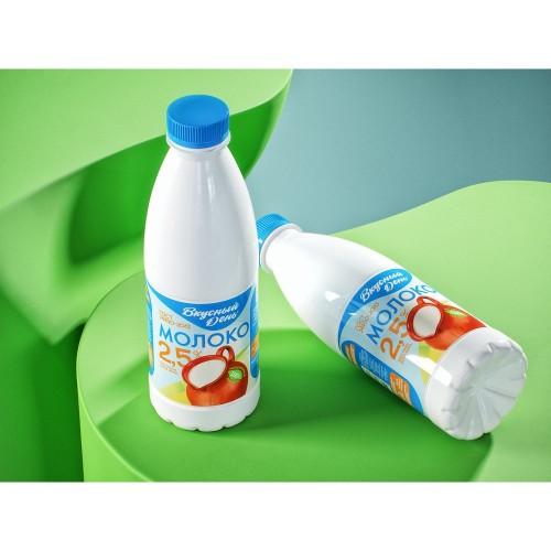 Молоко питьевое пастеризованное Вкусный день массовая доля жира 2,5% 900 г бутылка, шт